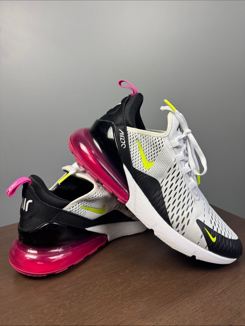 Nike Air Max 270 White Black Fuschia Sneakers AH8050-109 Men's Size 8.5